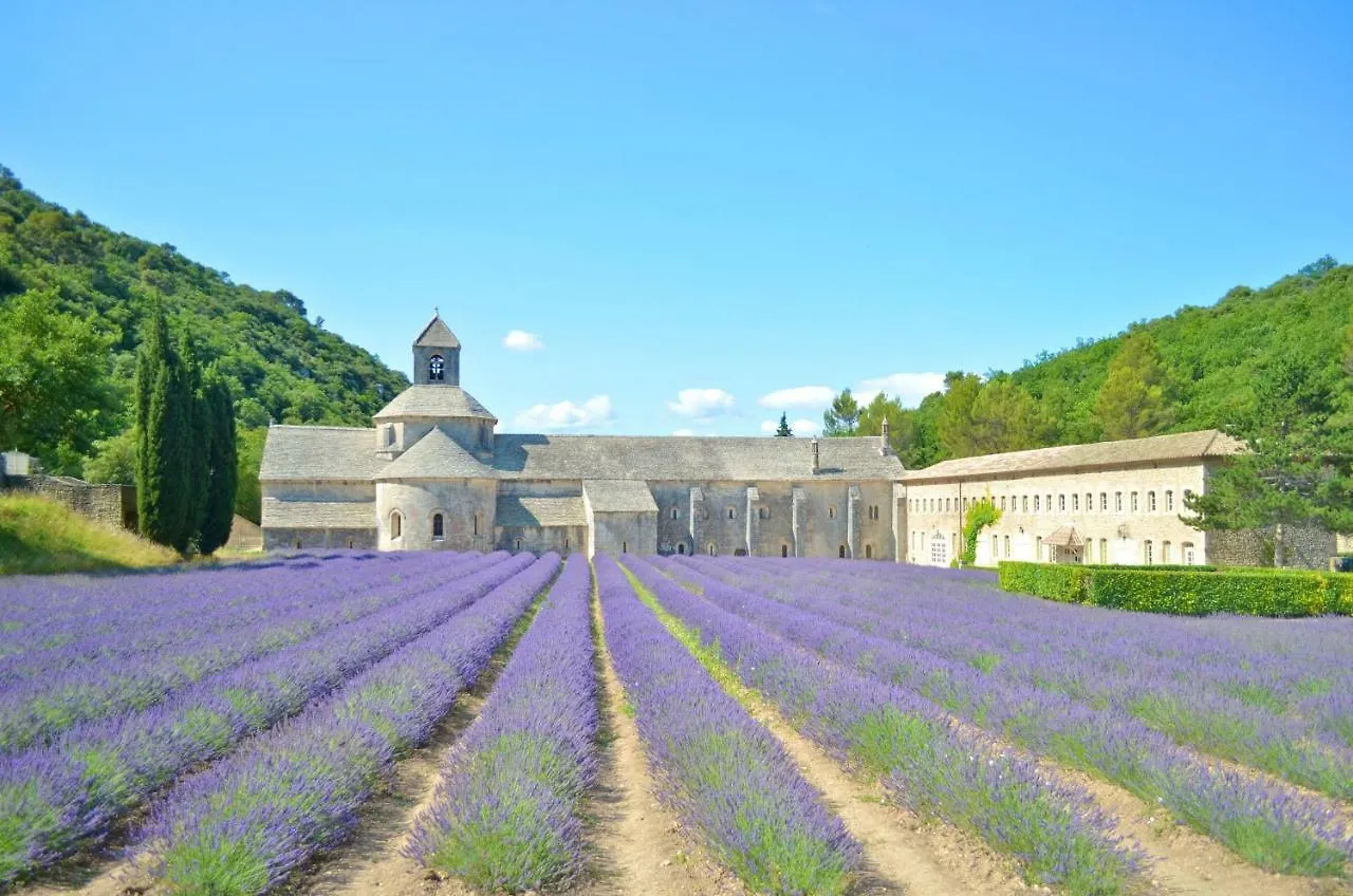 Дом отдыха Вилла Ferme St Roch Robion en Luberon
