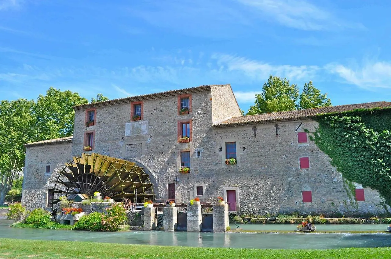 Вилла Ferme St Roch Robion en Luberon Франция